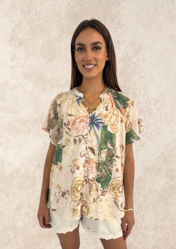 Bellamy Short Sleeve Top Blouse in Cream Print