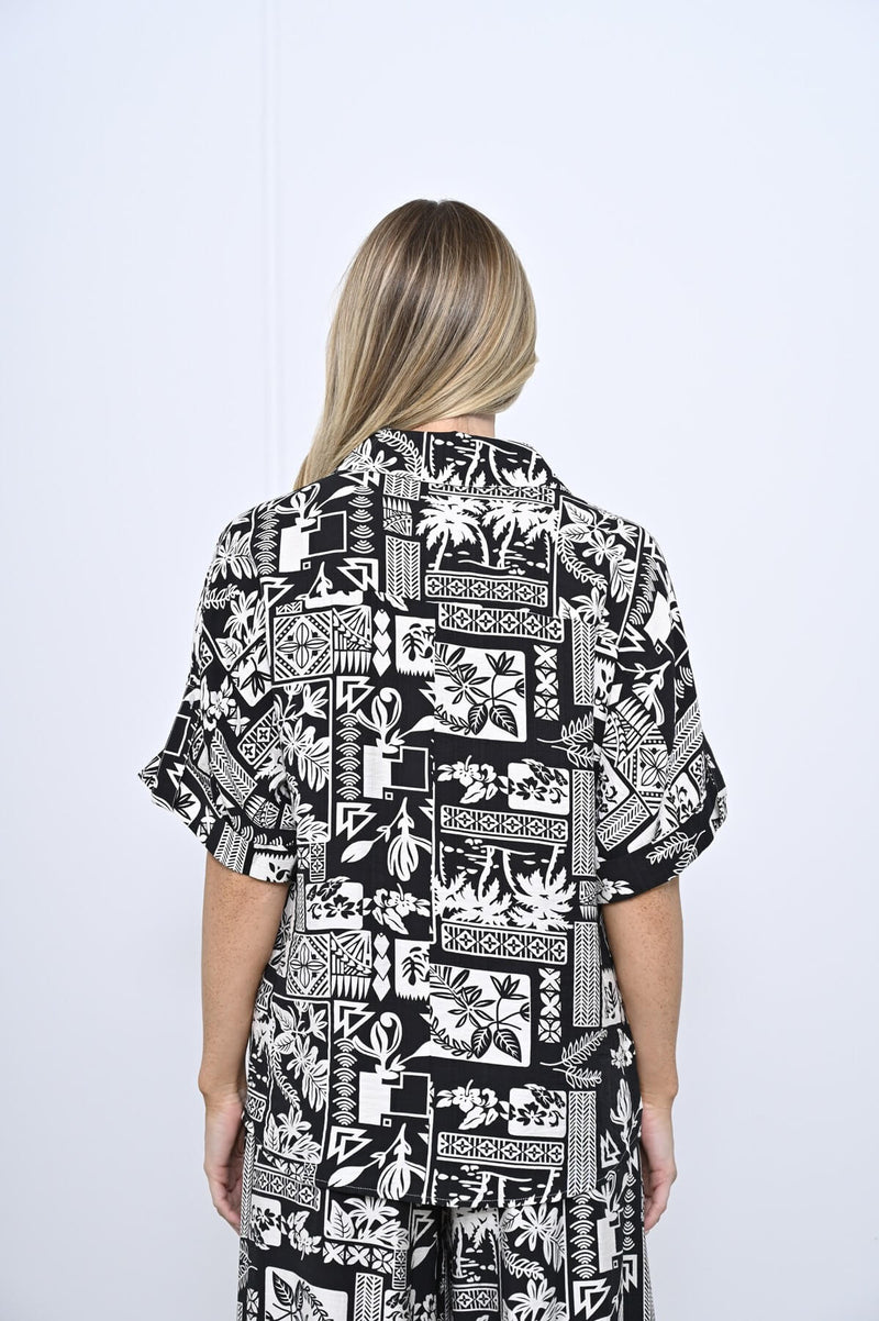 Havana Short Sleeve Shirt Top in Black and White Print