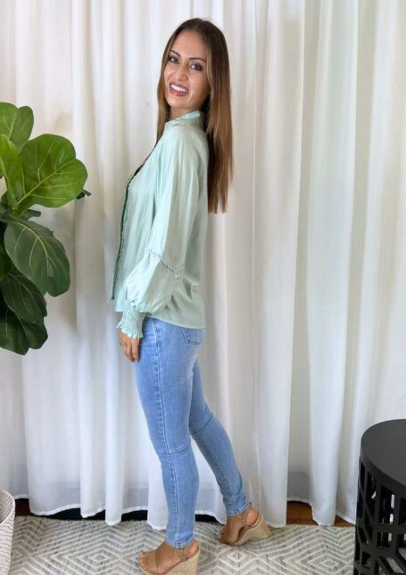 Terra Long Sleeve Top Blouse in Mint Green